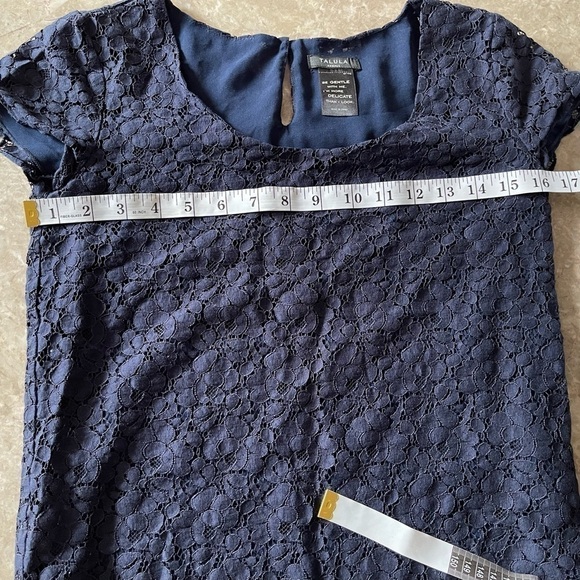 Aritzia TALULA Betsy Lace Top navy blue XS - Picture 7 of 9